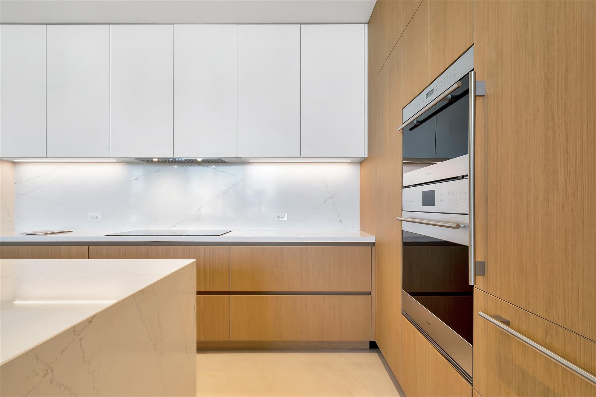 HARBOR BEACH - Residential Lease