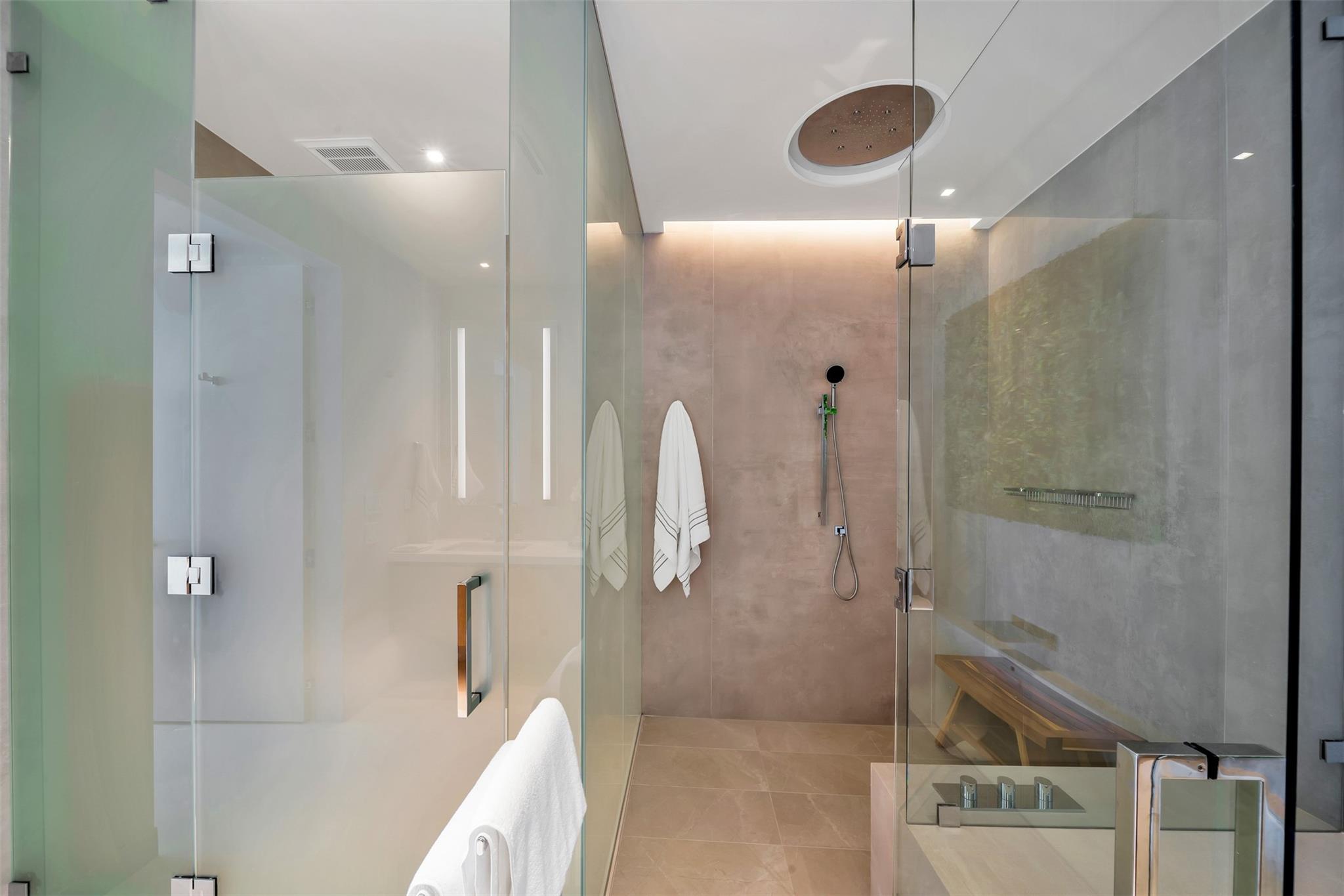 HARBOR BEACH - Residential Lease