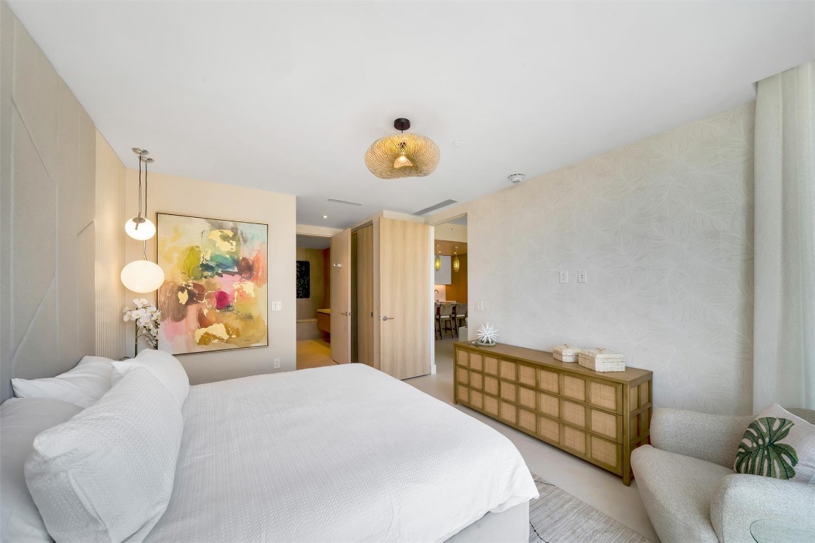 HARBOR BEACH - Residential Lease