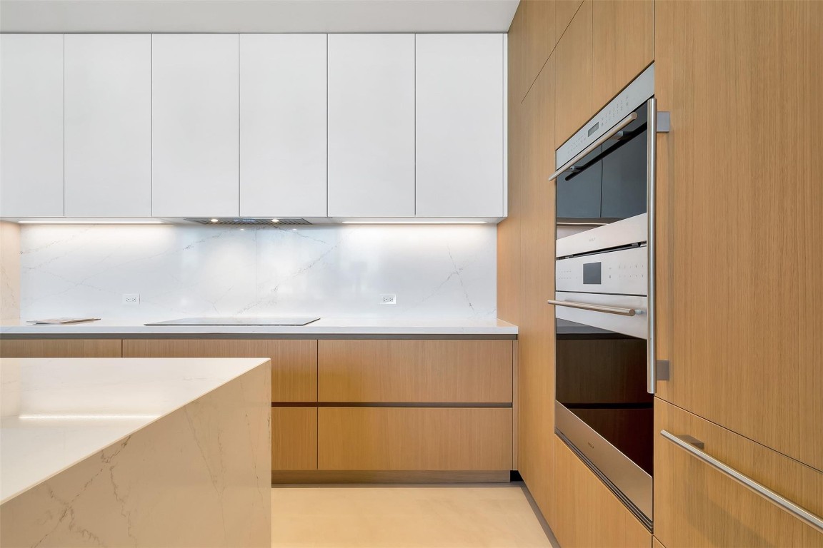 HARBOR BEACH - Residential Lease