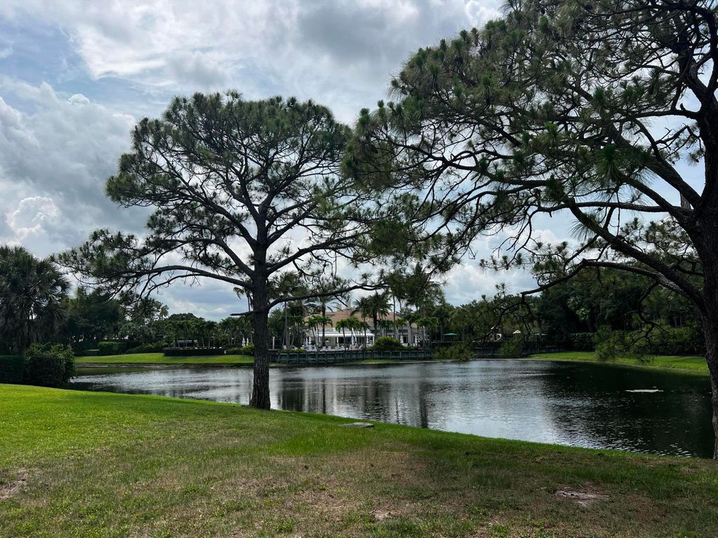 Photo of 111 Caballo Lane, Jupiter, FL 33458 (MLS # B26027307)