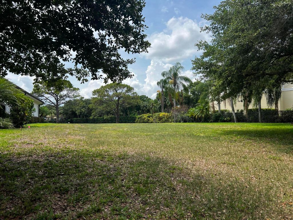 Photo of 111 Caballo Lane, Jupiter, FL 33458 (MLS # B26027307)