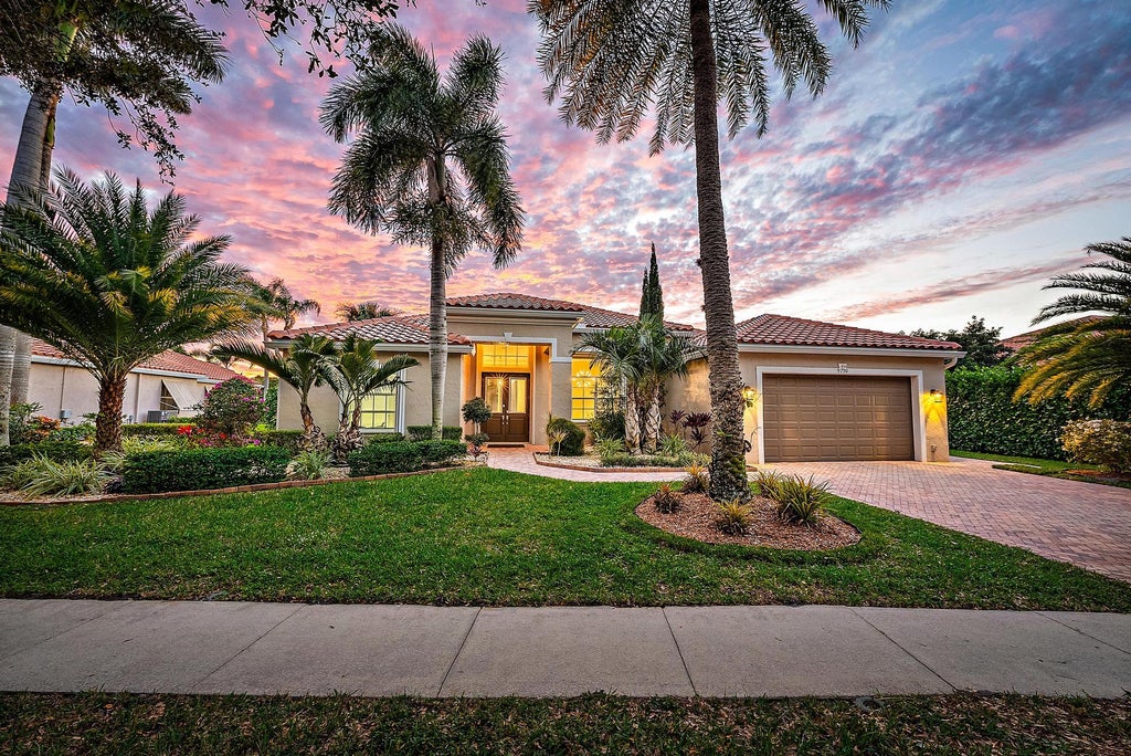 Photo of 9790 SE Crape Myrtle Court, Hobe Sound, FL 33455 (MLS # R11149588)