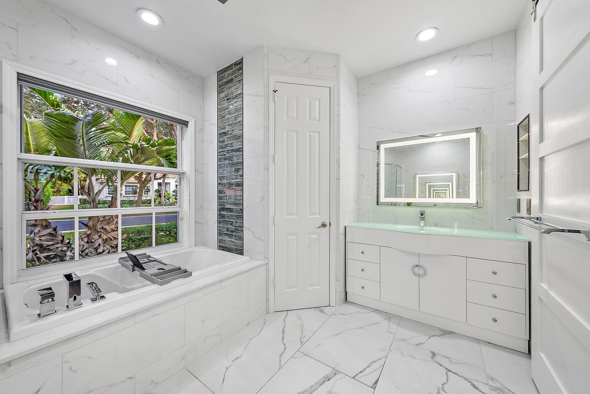 OSPREY COVE YACHT CLUB - Residential