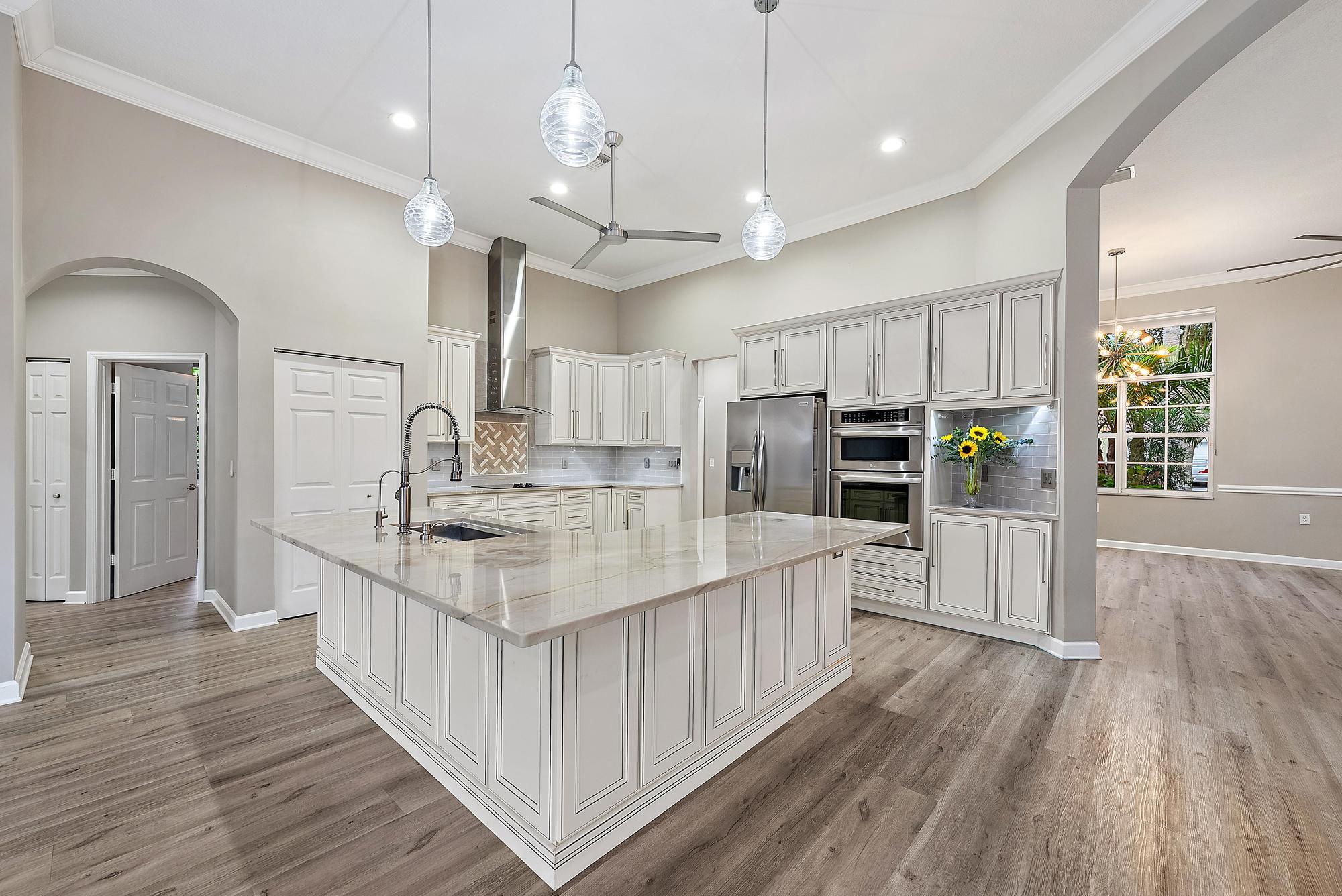 OSPREY COVE YACHT CLUB - Residential