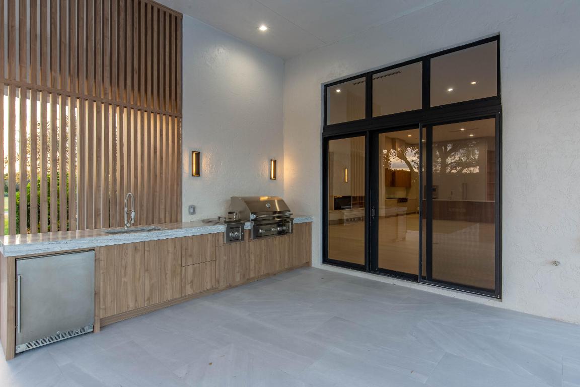 PALM BEACH POINT - Residential