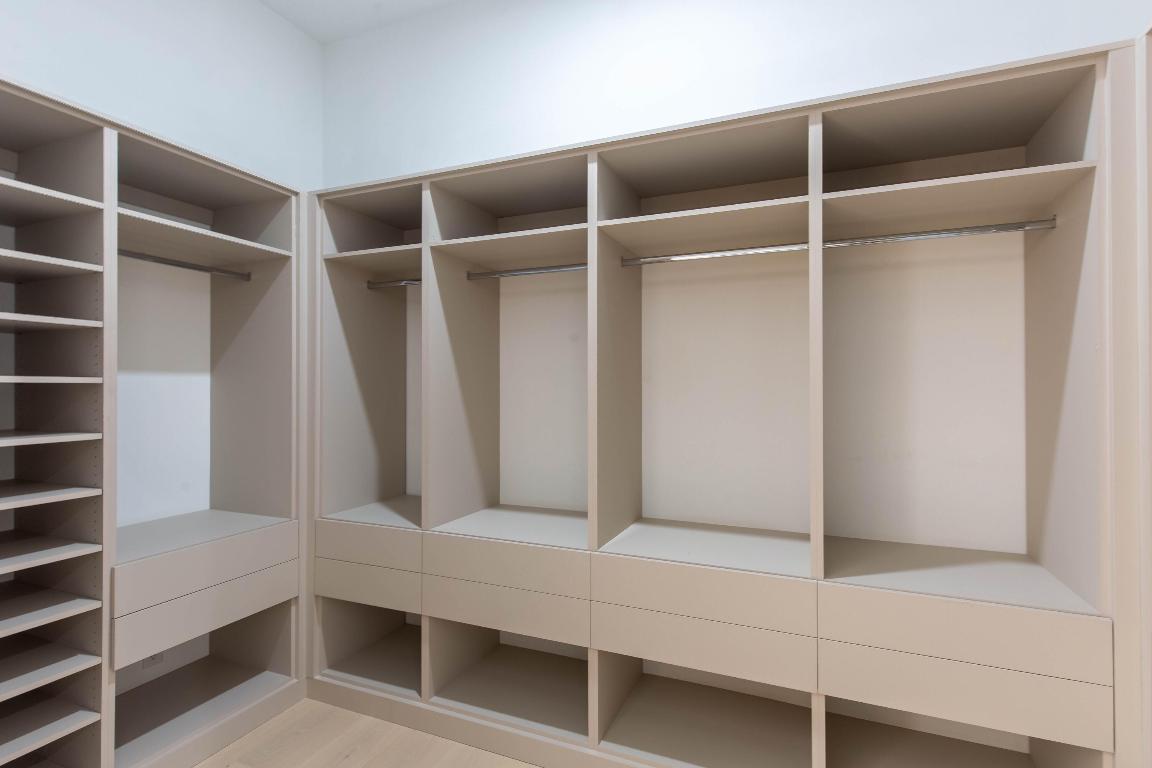 PALM BEACH POINT - Residential