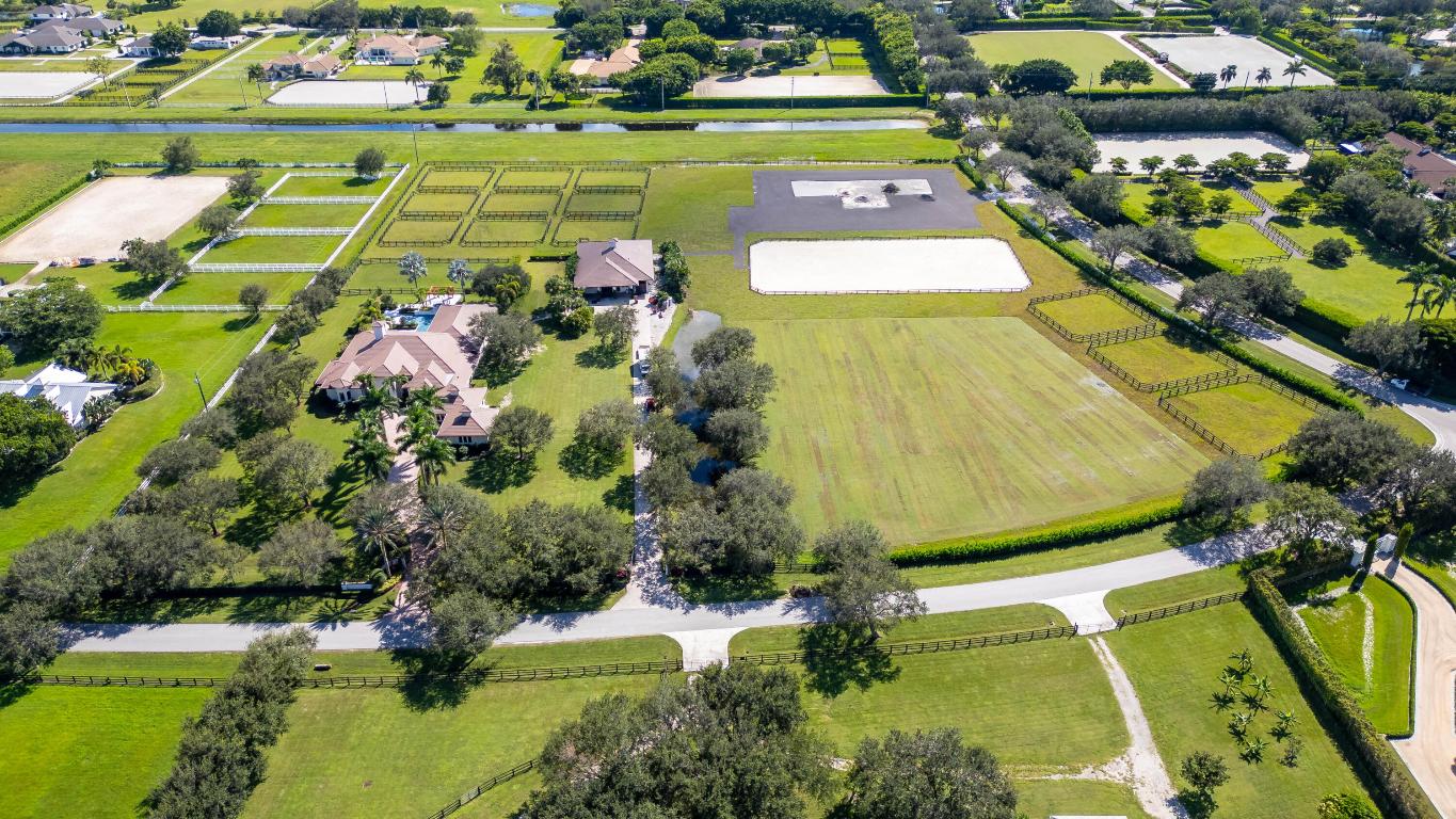 PALM BEACH POINT - Residential