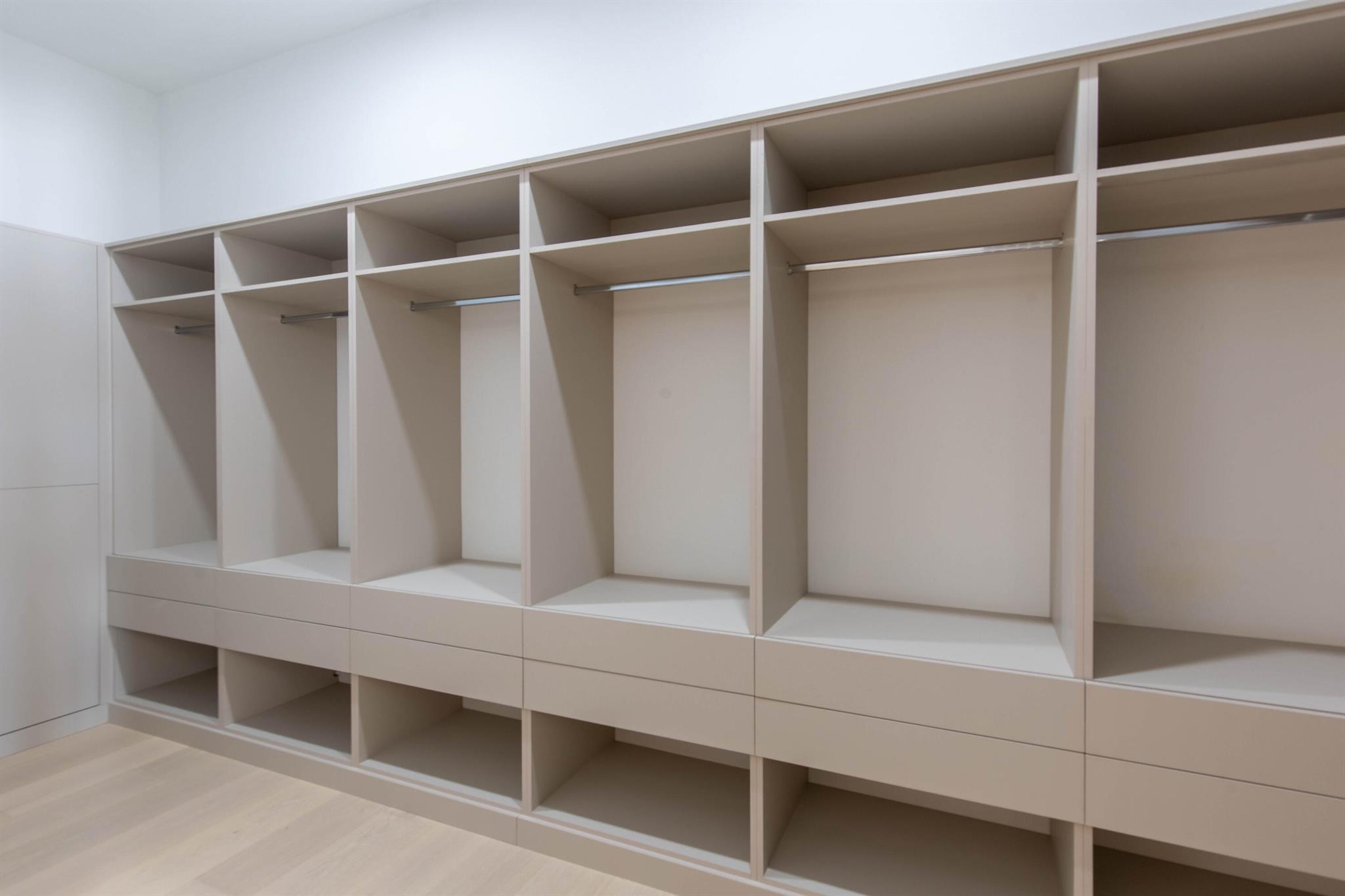 PALM BEACH POINT - Residential