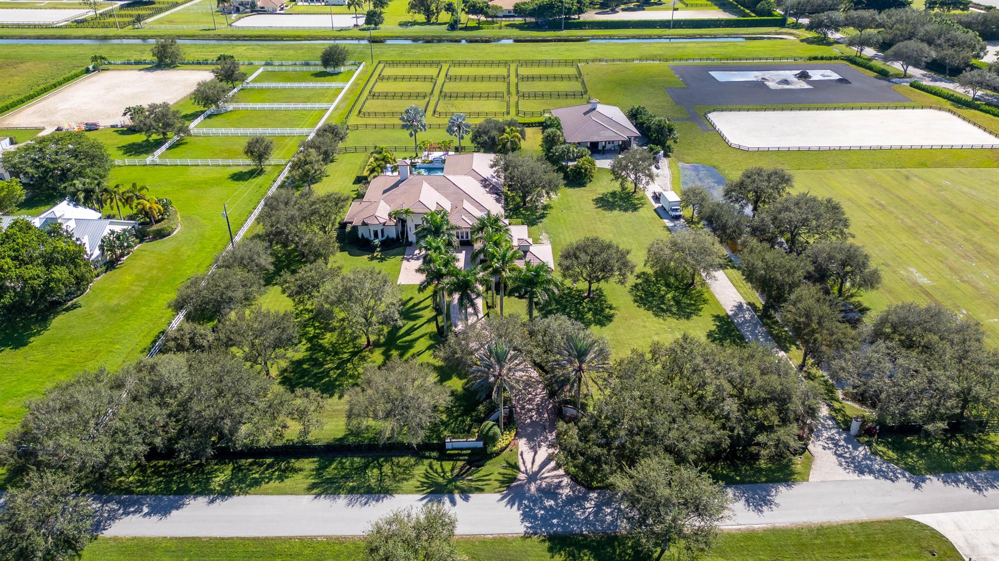 PALM BEACH POINT - Residential