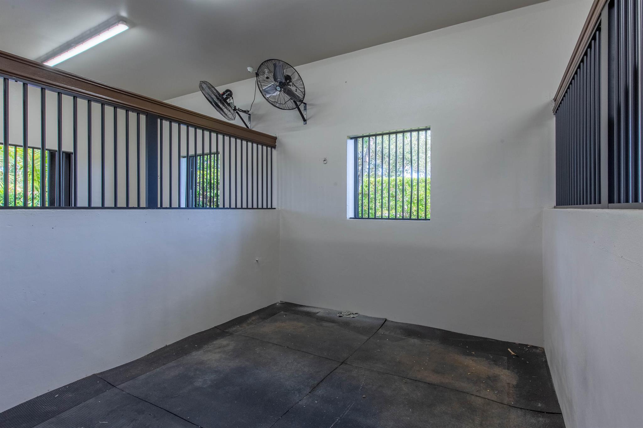 PALM BEACH POINT - Residential