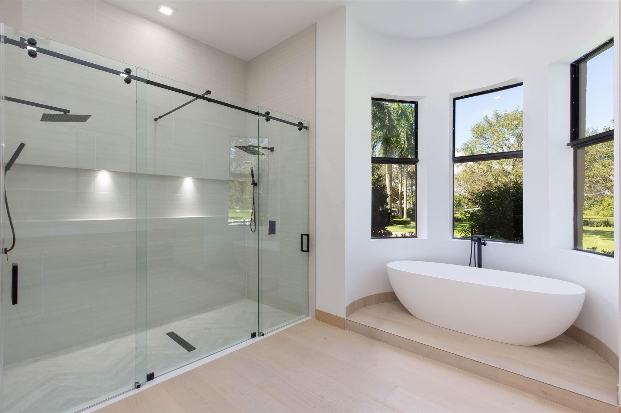 PALM BEACH POINT - Residential