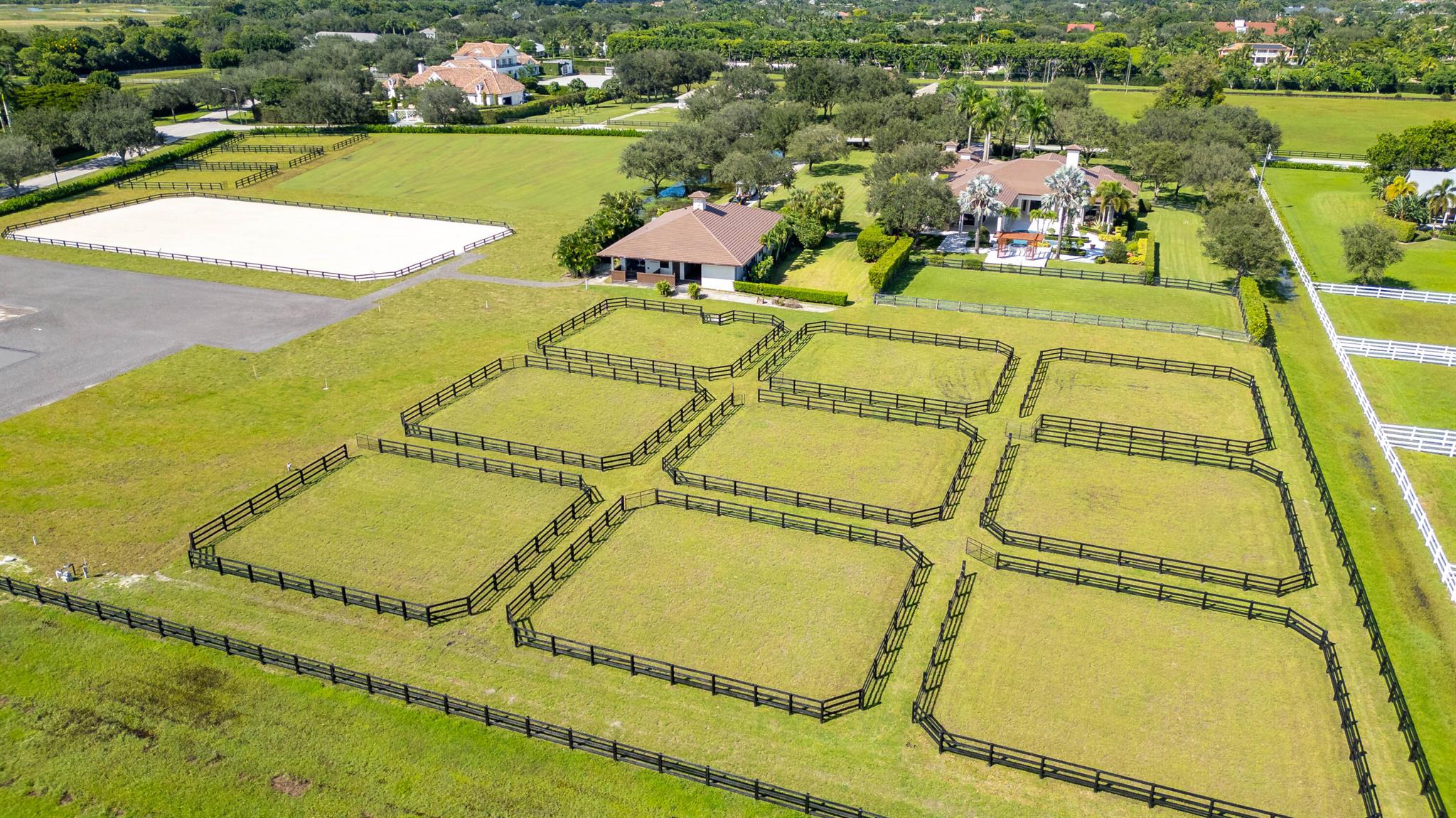 PALM BEACH POINT - Residential