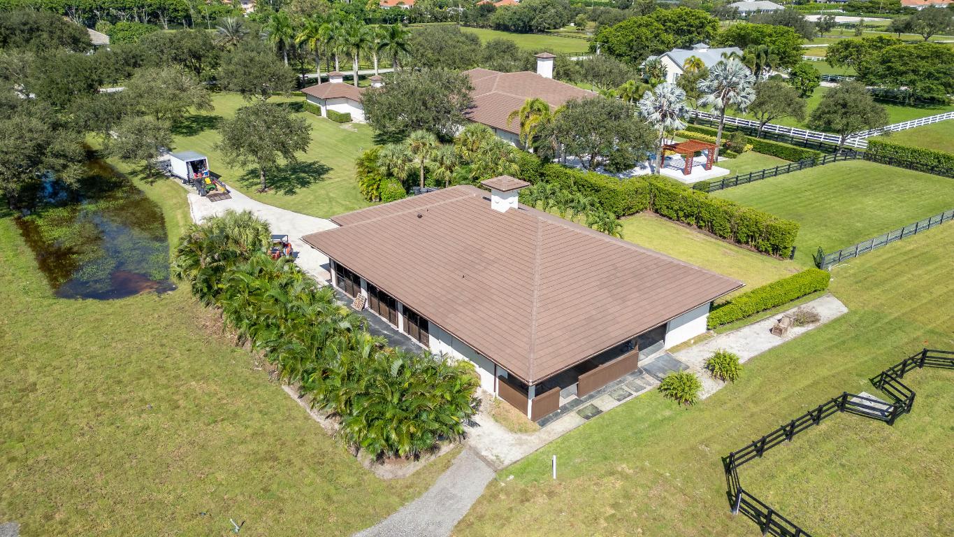 PALM BEACH POINT - Residential