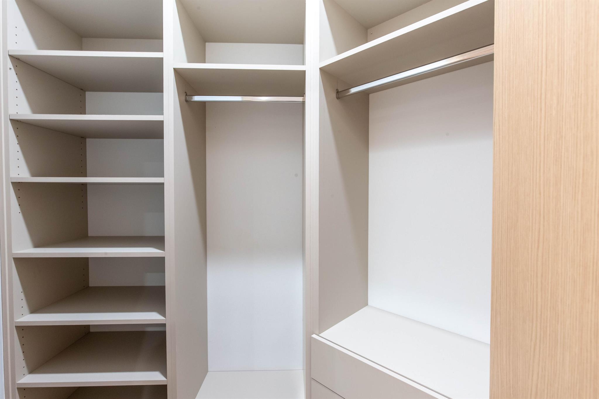 PALM BEACH POINT - Residential