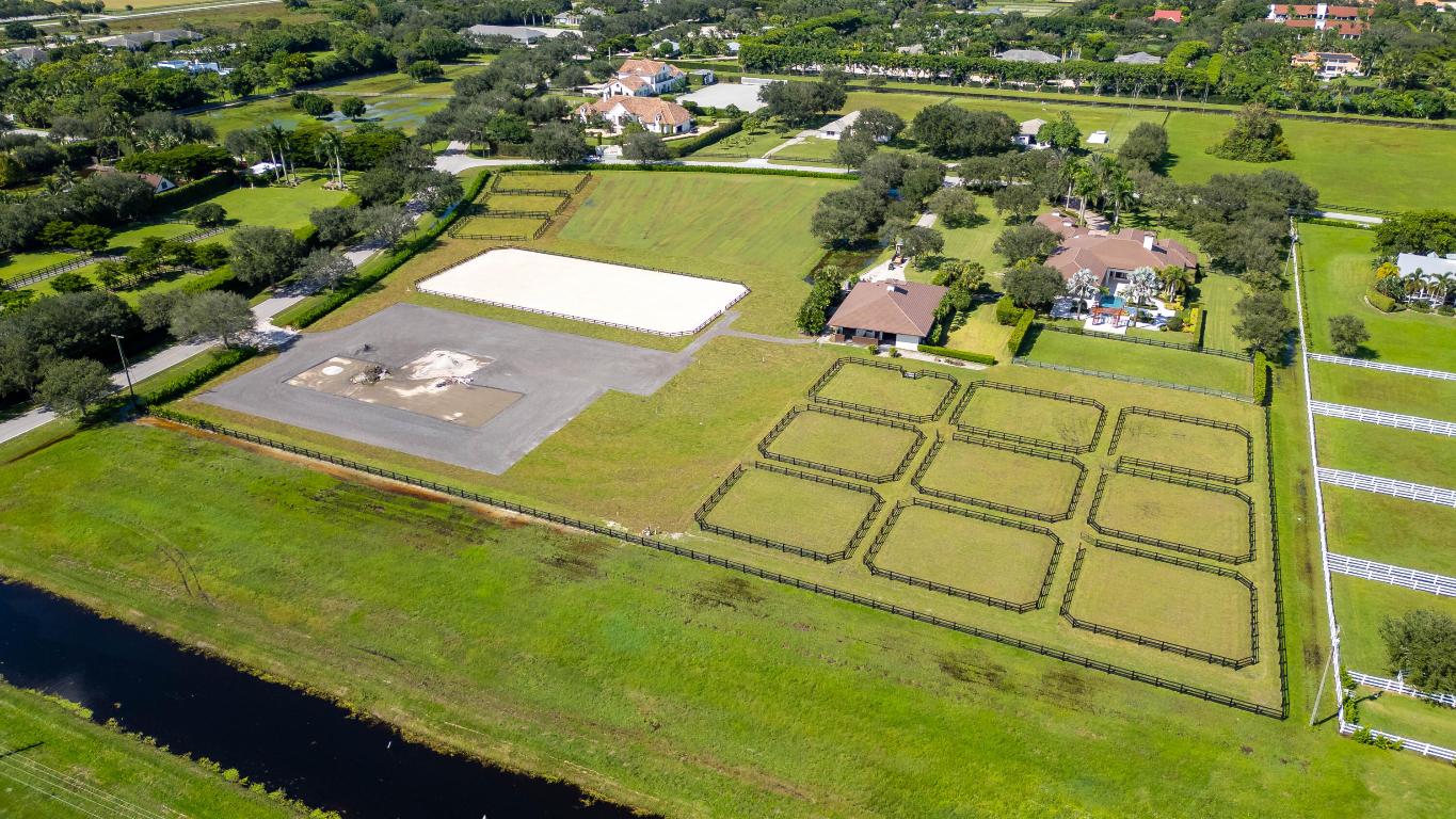 PALM BEACH POINT - Residential