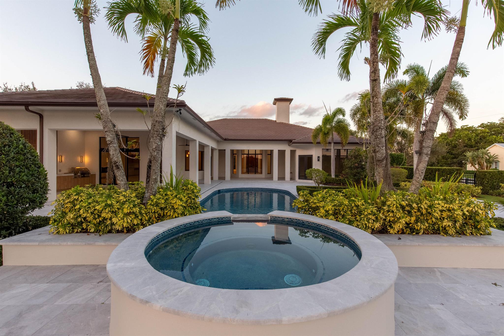 PALM BEACH POINT - Residential