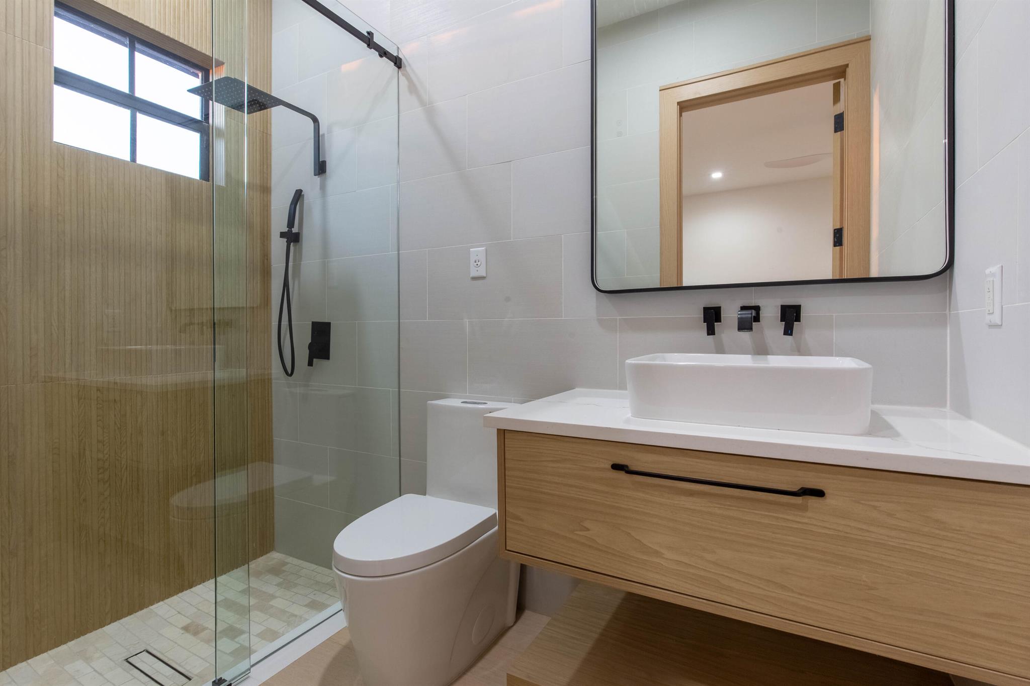 PALM BEACH POINT - Residential