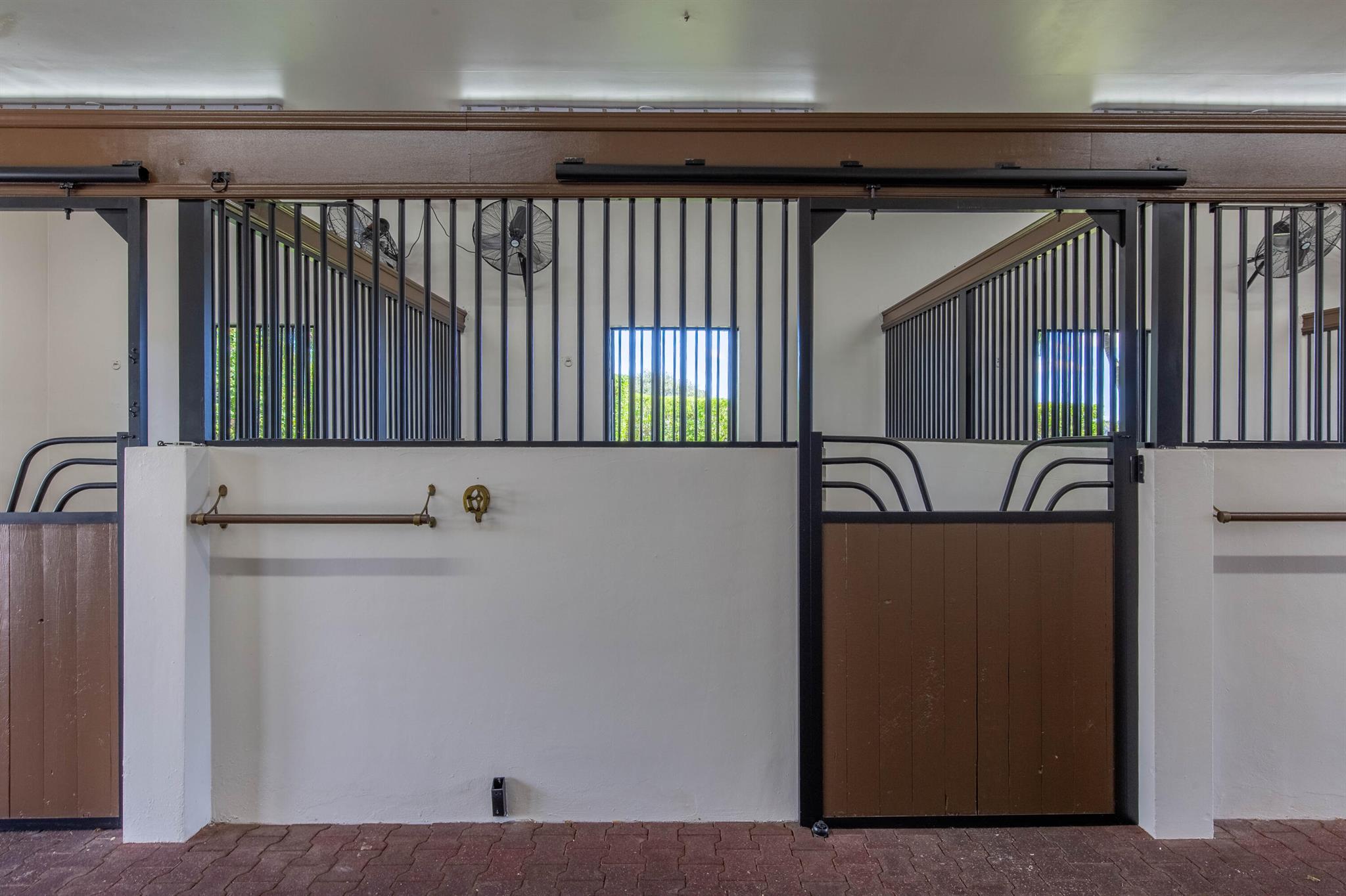 PALM BEACH POINT - Residential