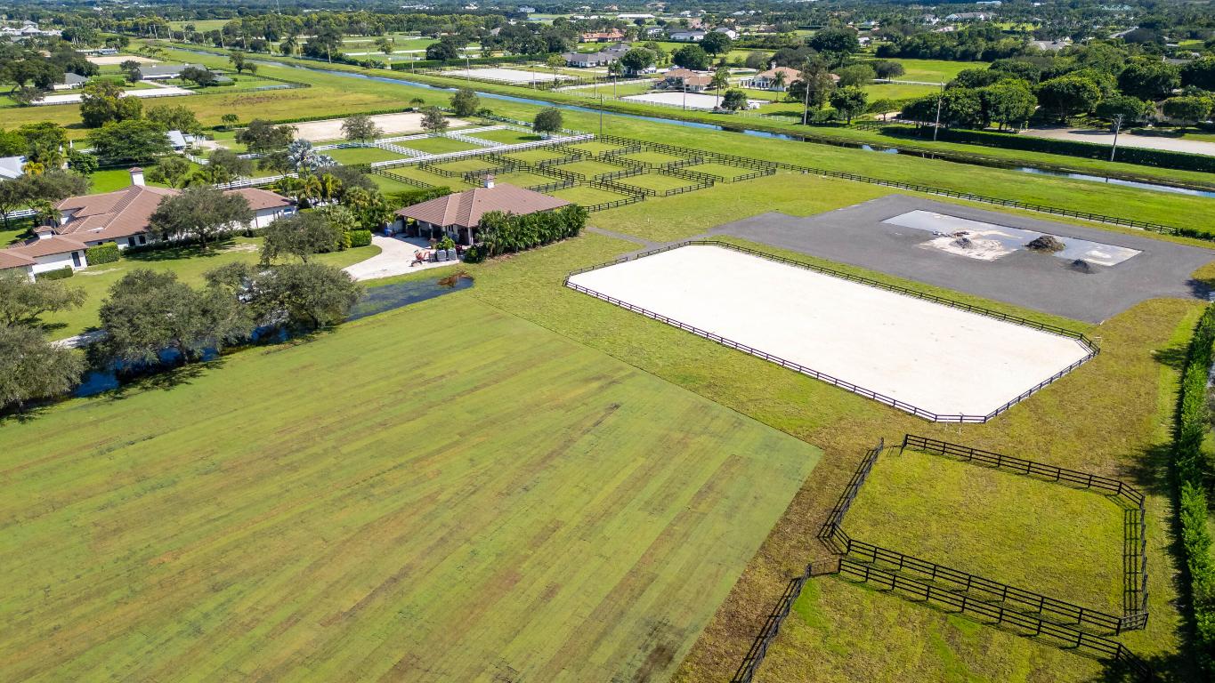 PALM BEACH POINT - Residential
