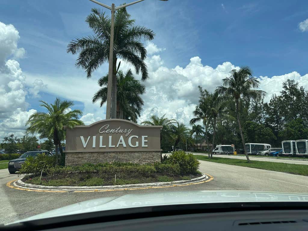 Photo of 221 Berkshire K, West Palm Beach, FL 33417 (MLS # R11110385)