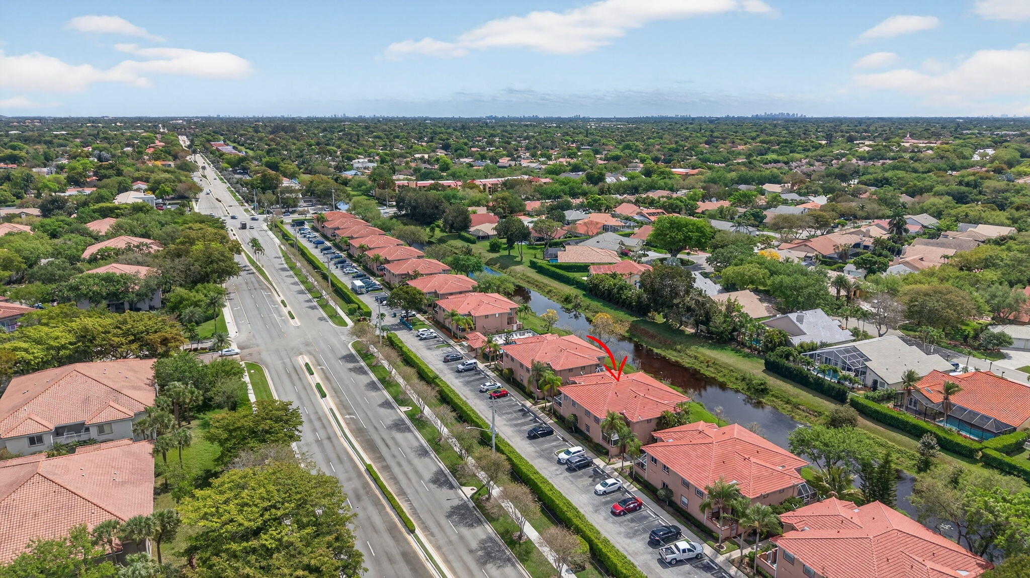 CORAL SPRINGS COUNTRY CLUB - Residential