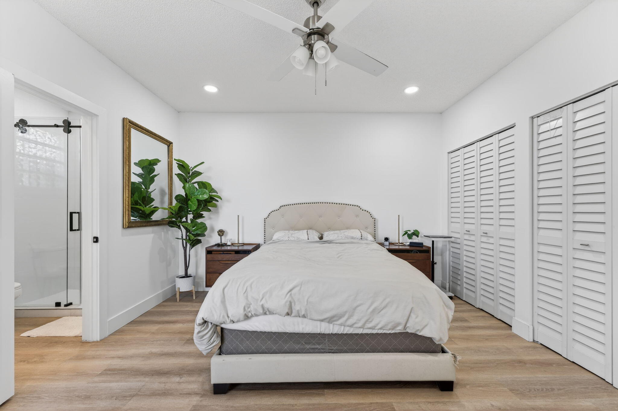 CORAL SPRINGS COUNTRY CLUB - Residential