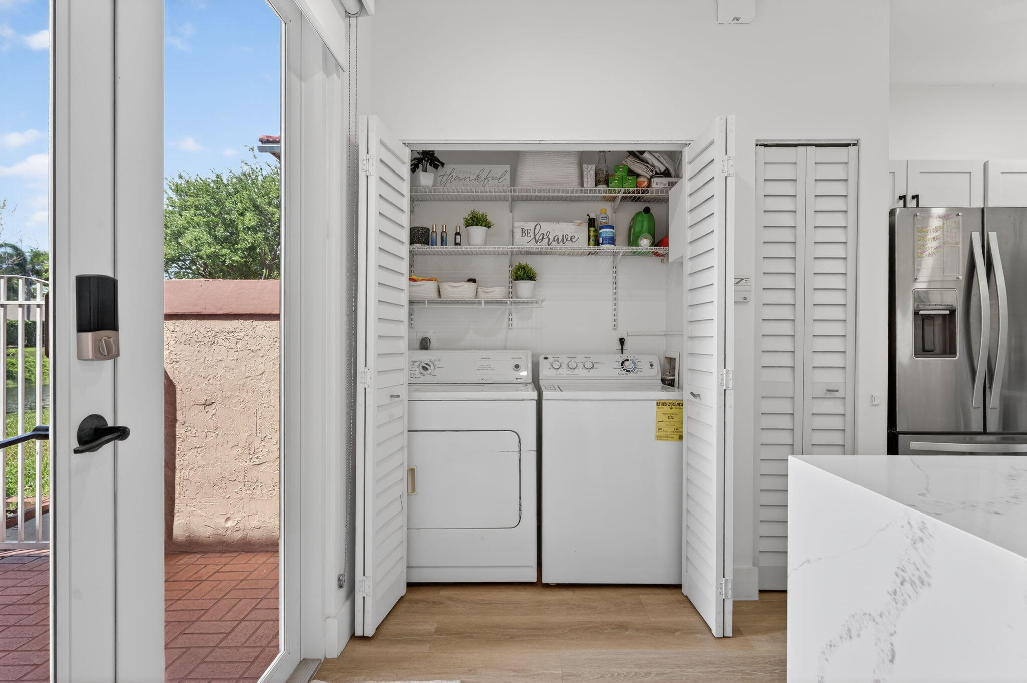 CORAL SPRINGS COUNTRY CLUB - Residential