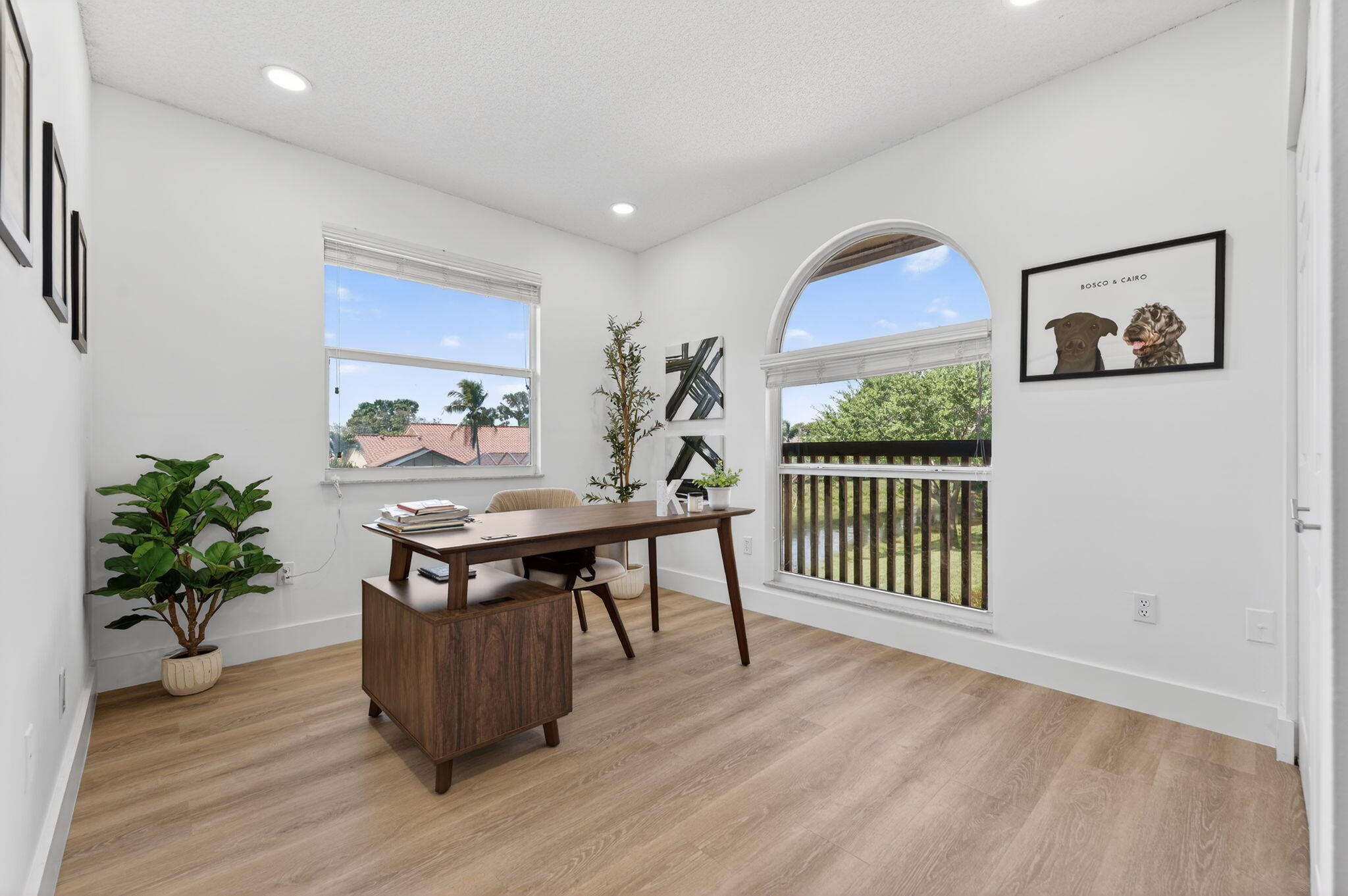 CORAL SPRINGS COUNTRY CLUB - Residential