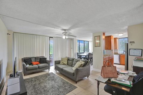 A home in Lauderhill