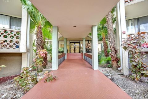 A home in Lauderhill