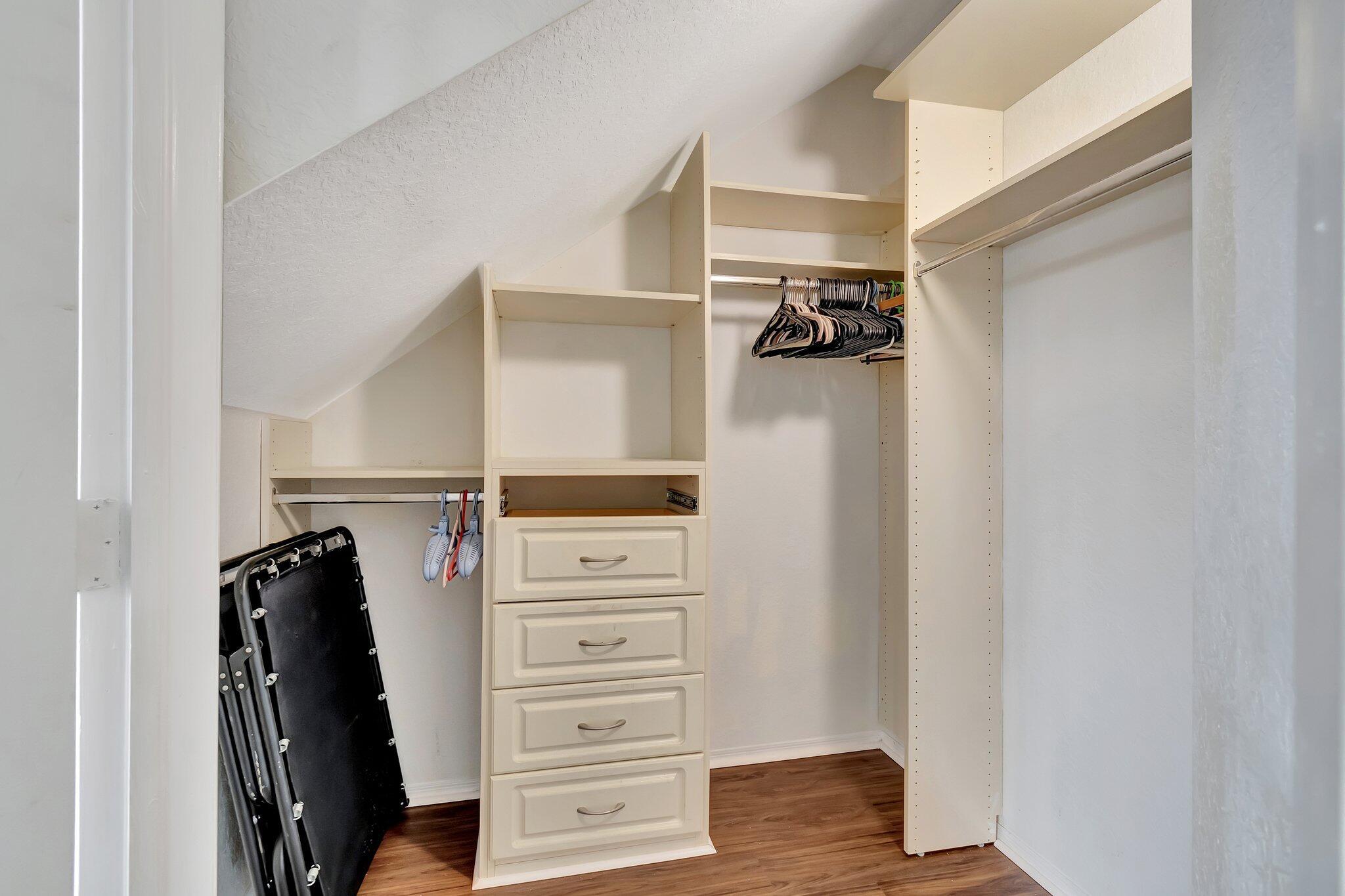 RESIDENCES OF BELMONT AT - Residential Lease