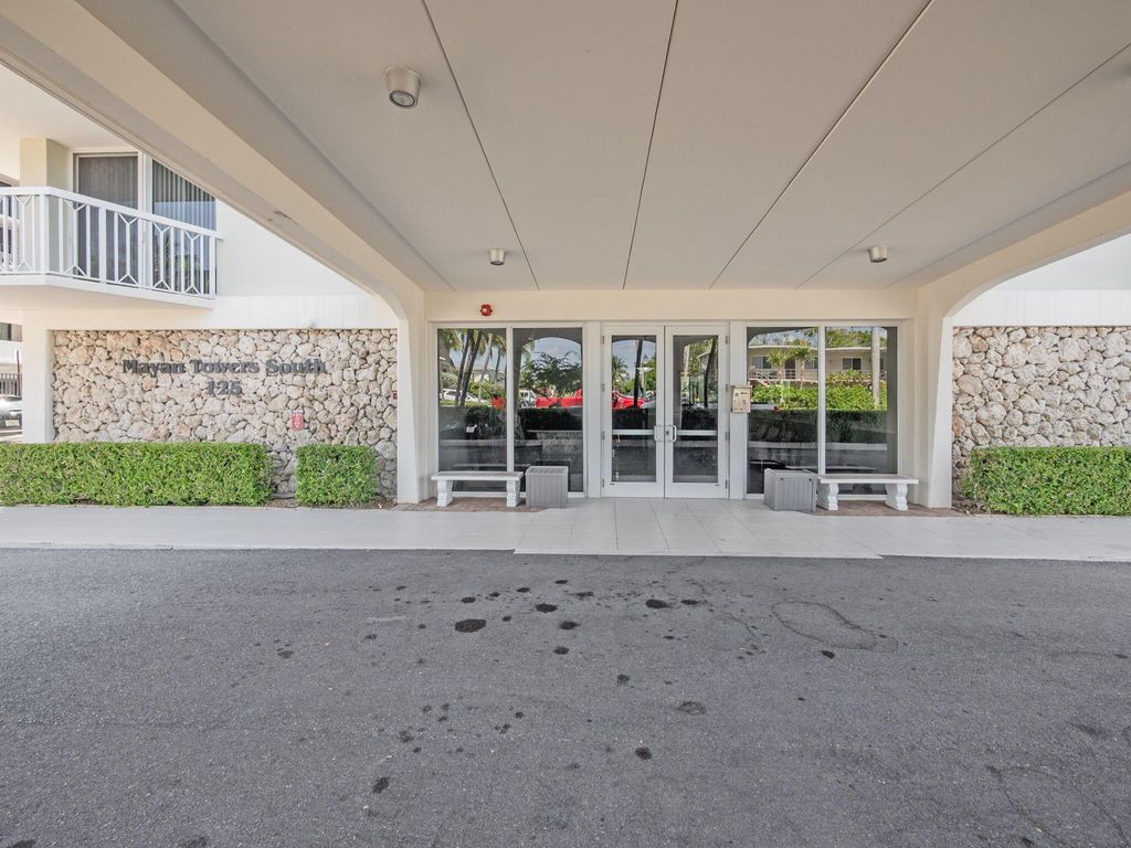 Photo of 125 Ocean Avenue #303, Palm Beach Shores, FL 33404 (MLS # R11137437)