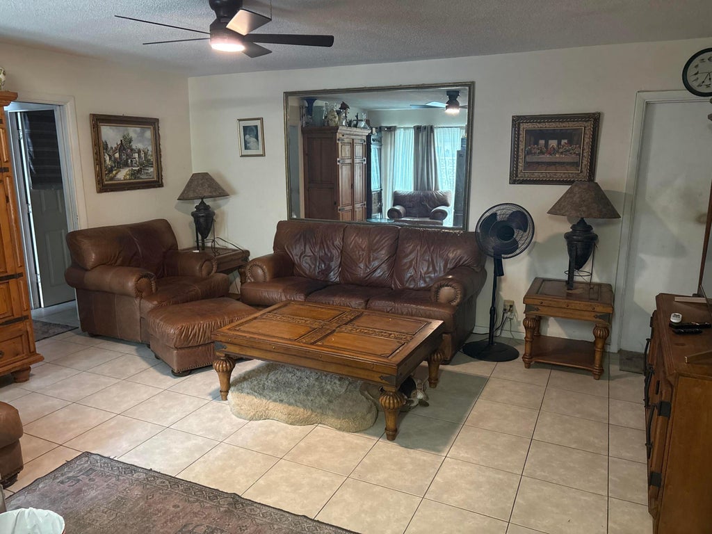 Photo of 5109 NE 17th Terrace, Fort Lauderdale, FL 33334 (MLS # B26088478)