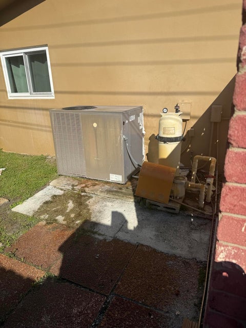 Tiny photo for 5109 NE 17th Terrace, Fort Lauderdale, FL 33334 (MLS # B26088478)