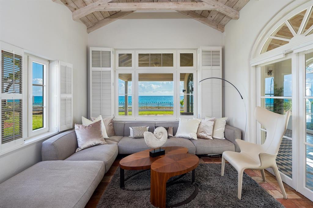 E OF OCEAN BLVD - Residential