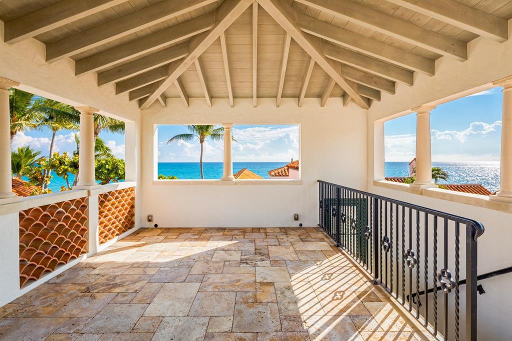 E OF OCEAN BLVD - Residential