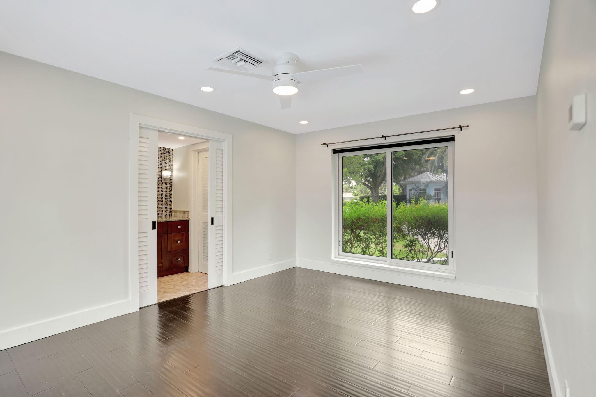 Lighthouse Point First Se - Residential