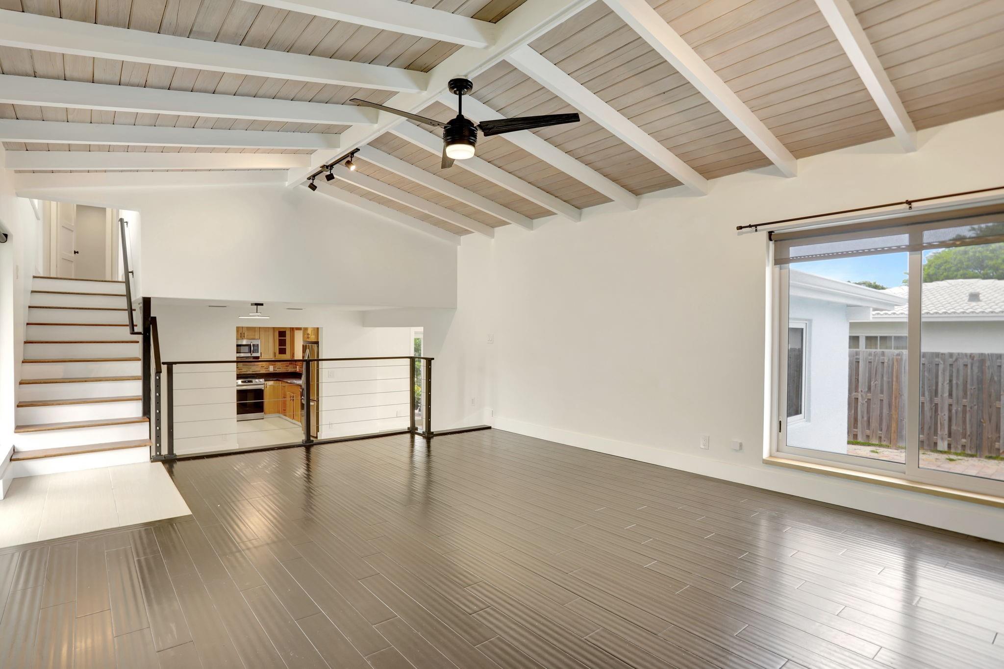 Lighthouse Point First Se - Residential