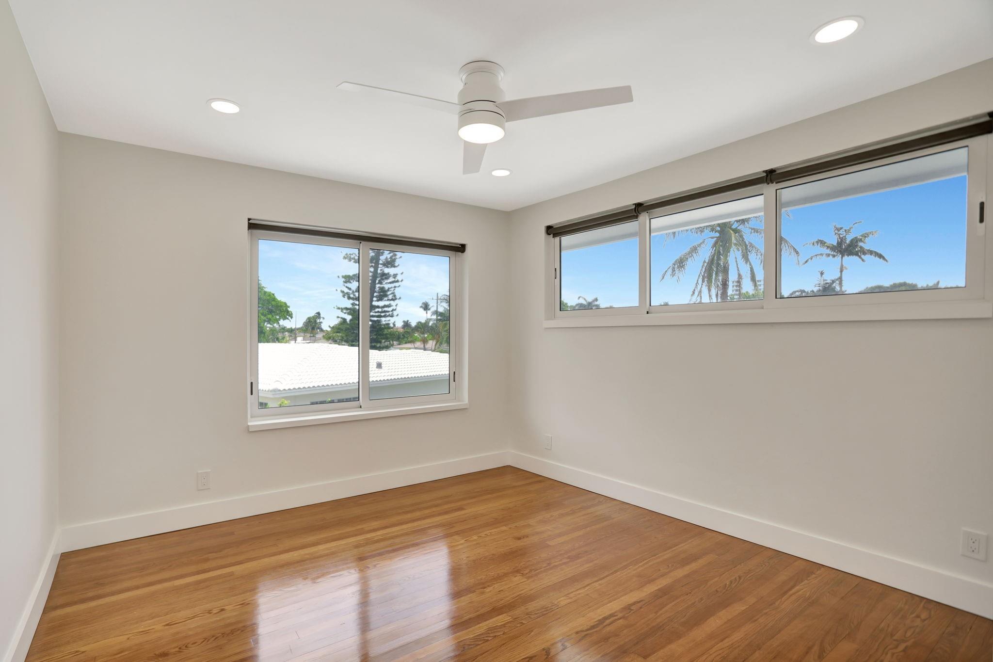 Lighthouse Point First Se - Residential