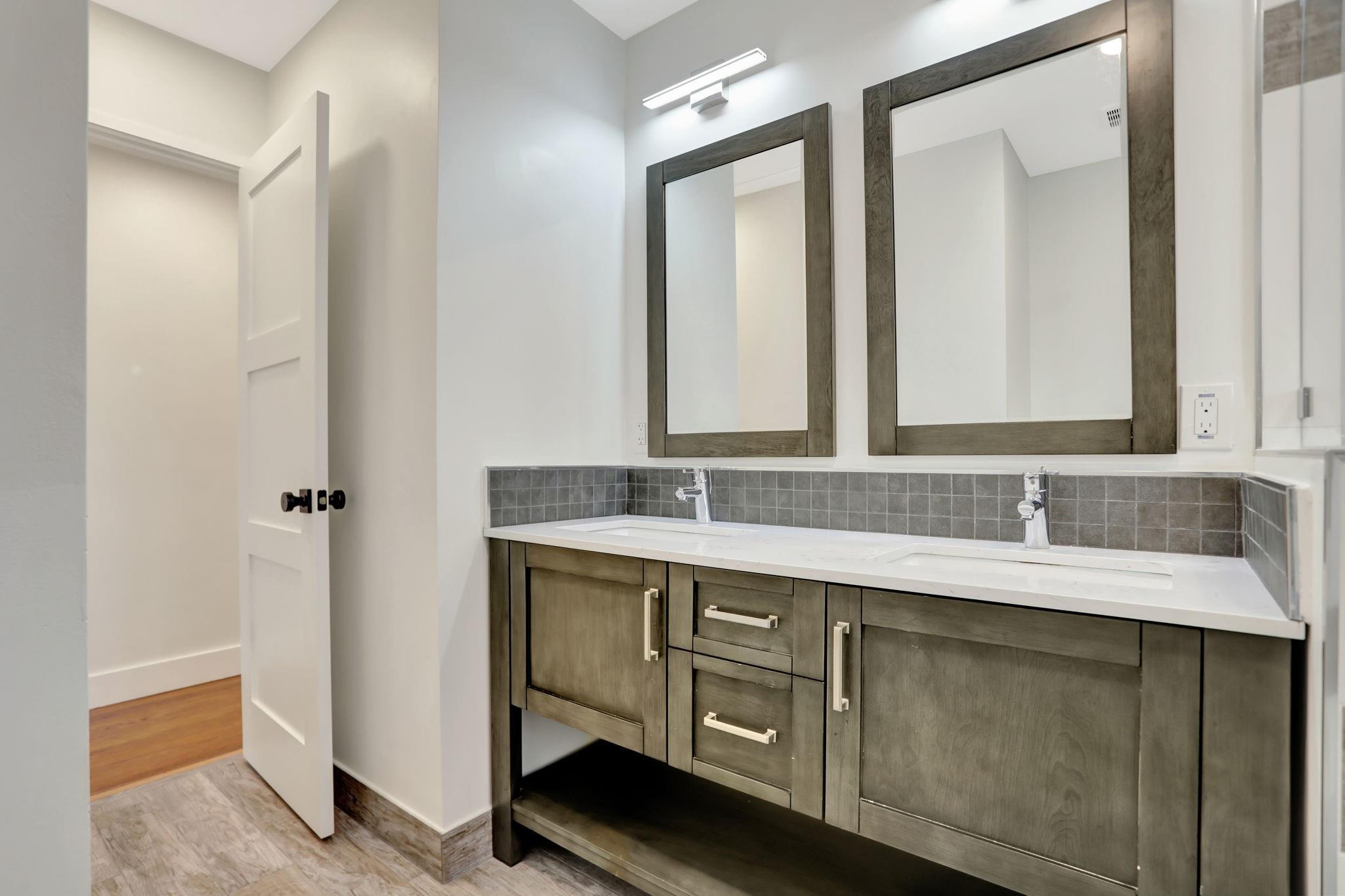 Lighthouse Point First Se - Residential