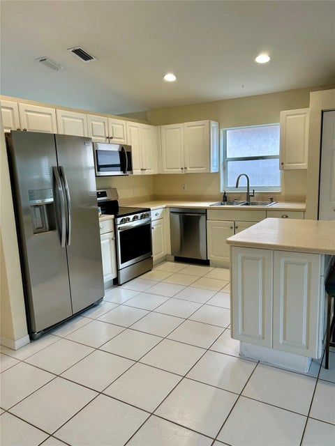 Tiny photo for 3694 MIRAMONTES Circle, Wellington, FL 33414 (MLS # B26070237)