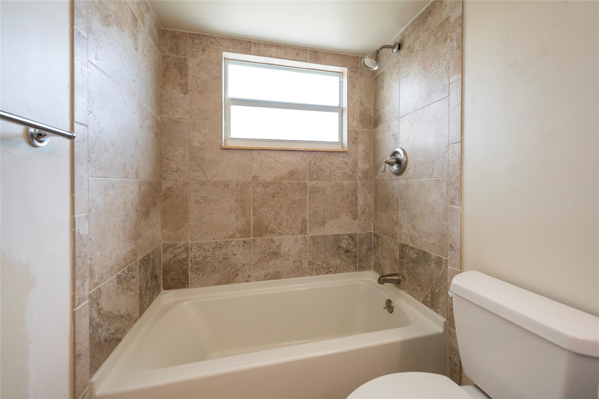 HORIZON HOUSE CONDO - Residential Lease