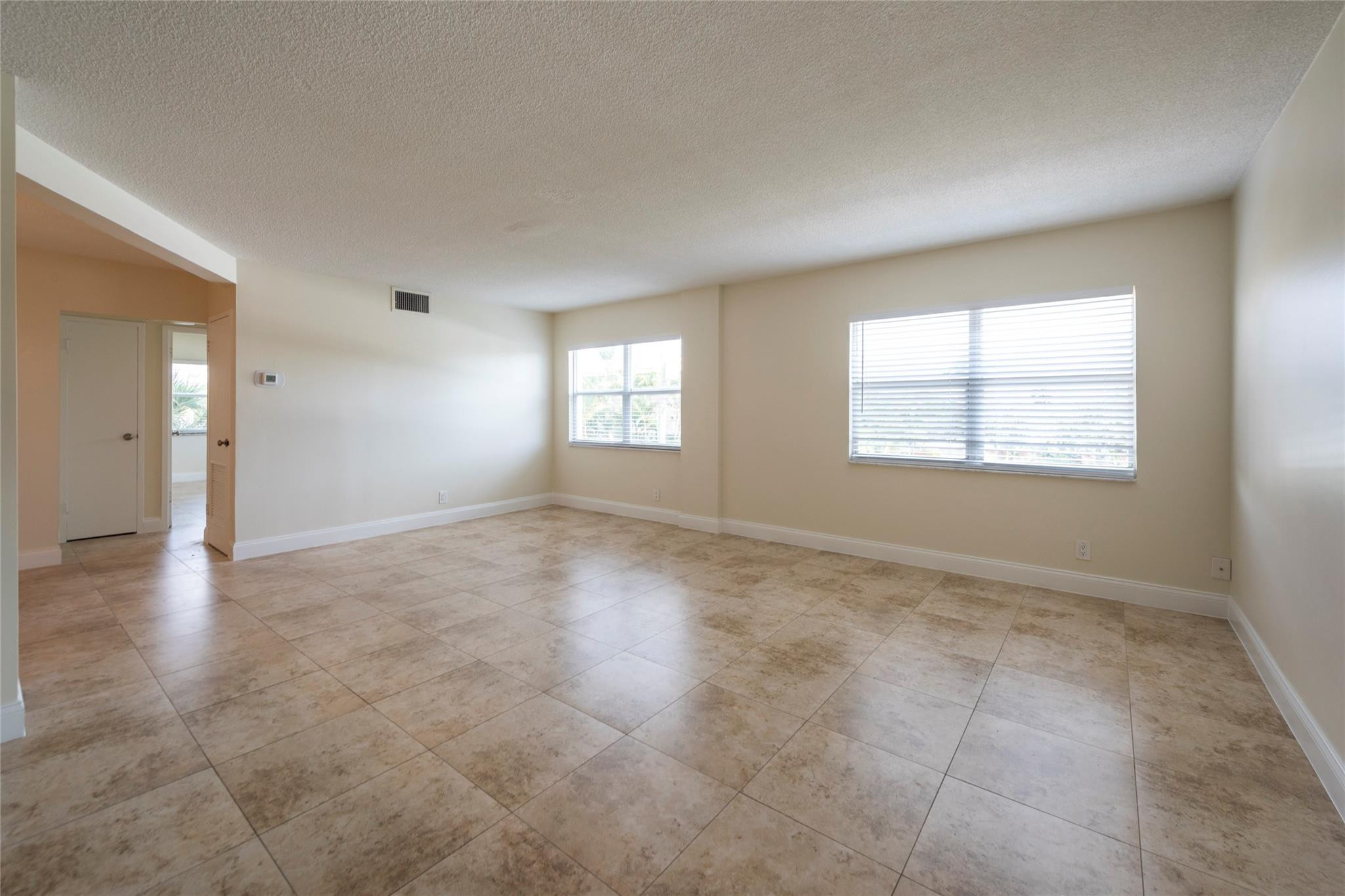 HORIZON HOUSE CONDO - Residential Lease