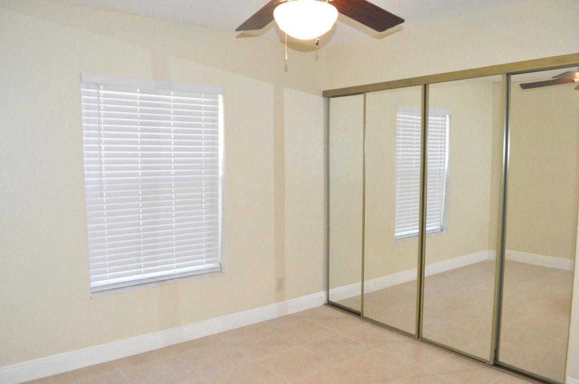 CROSSINGS OF BOYNTON BEACH CONDO - Residential