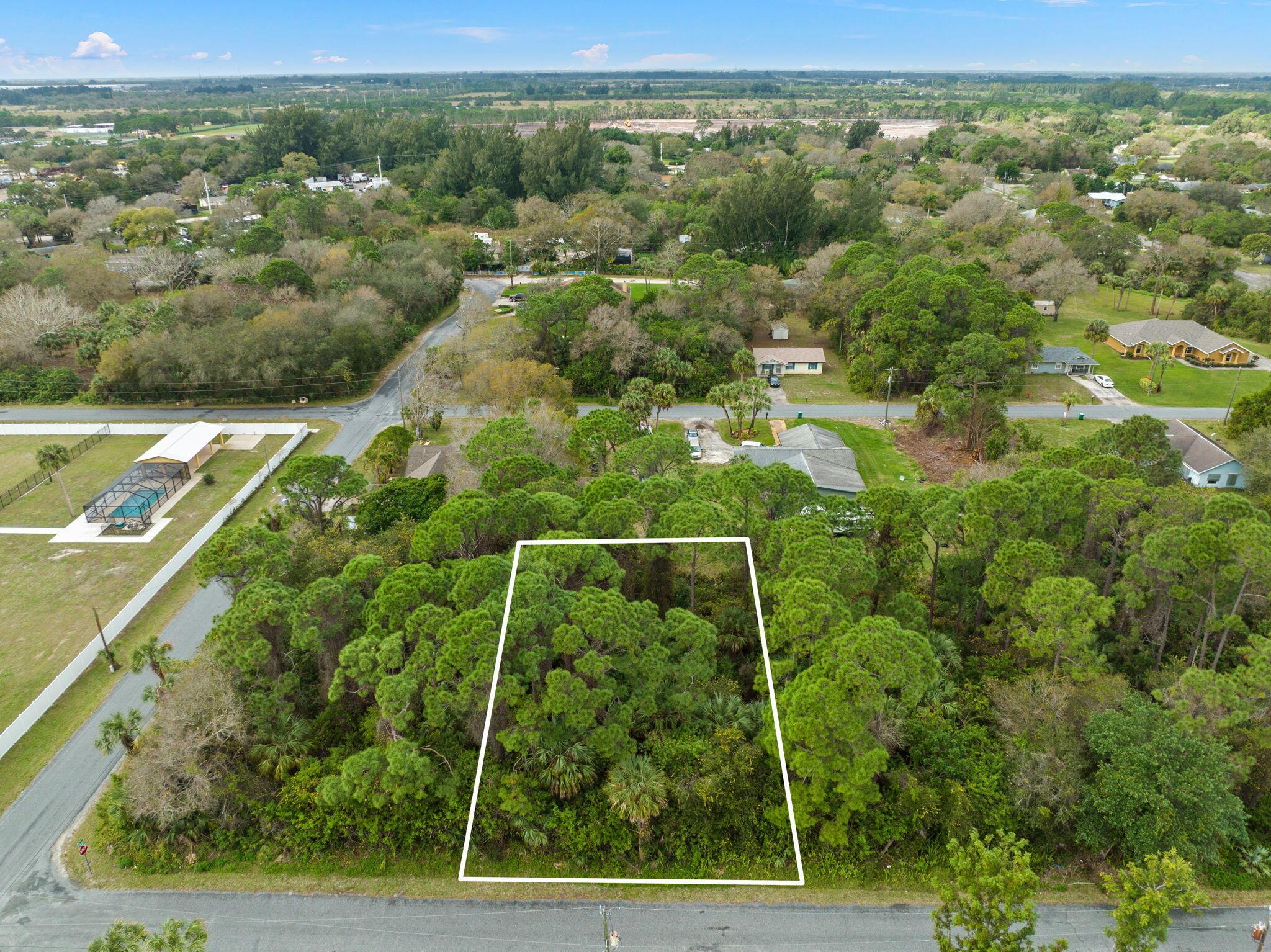 SUNLAND GARDENS SECTION 4 - Land