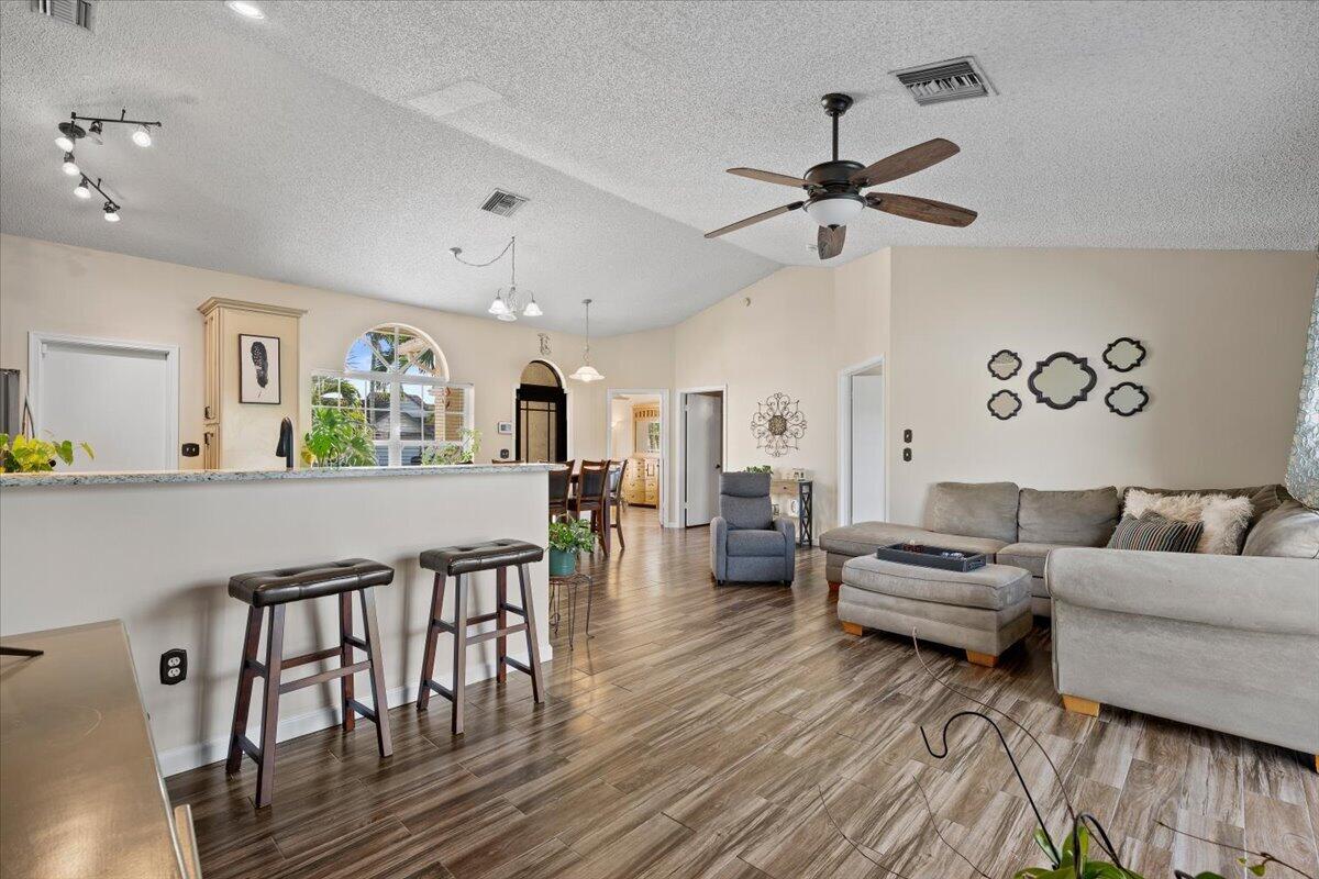 13016 MEADOWBREEZE Drive