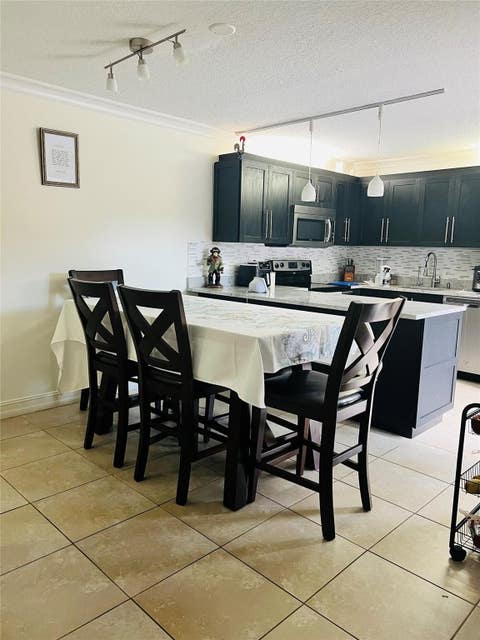 Tiny photo for 2852 Waterford Drive #2852, Deerfield Beach, FL 33442 (MLS # F10536450)