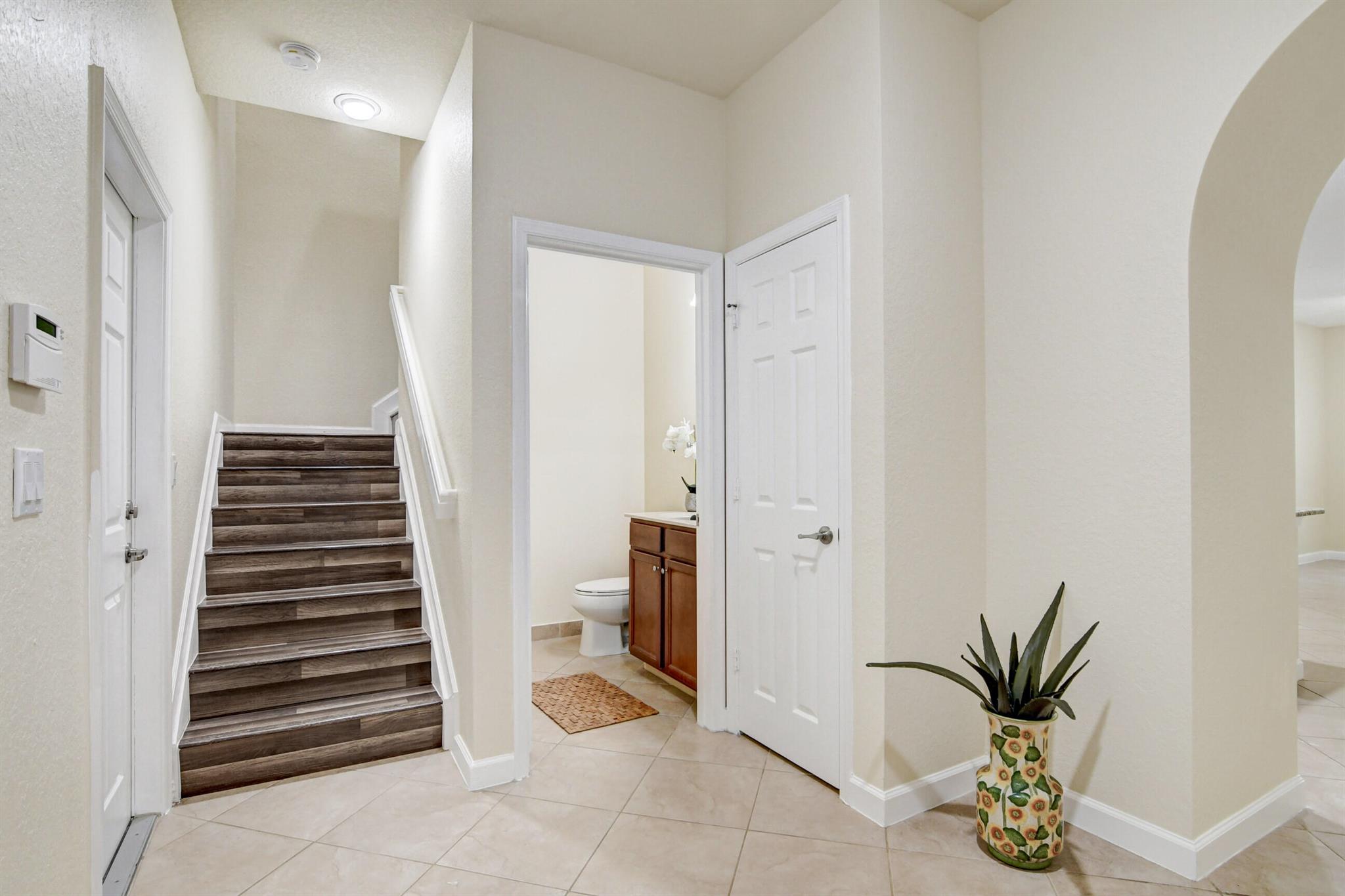 WELLINGTON PARC - Residential Lease