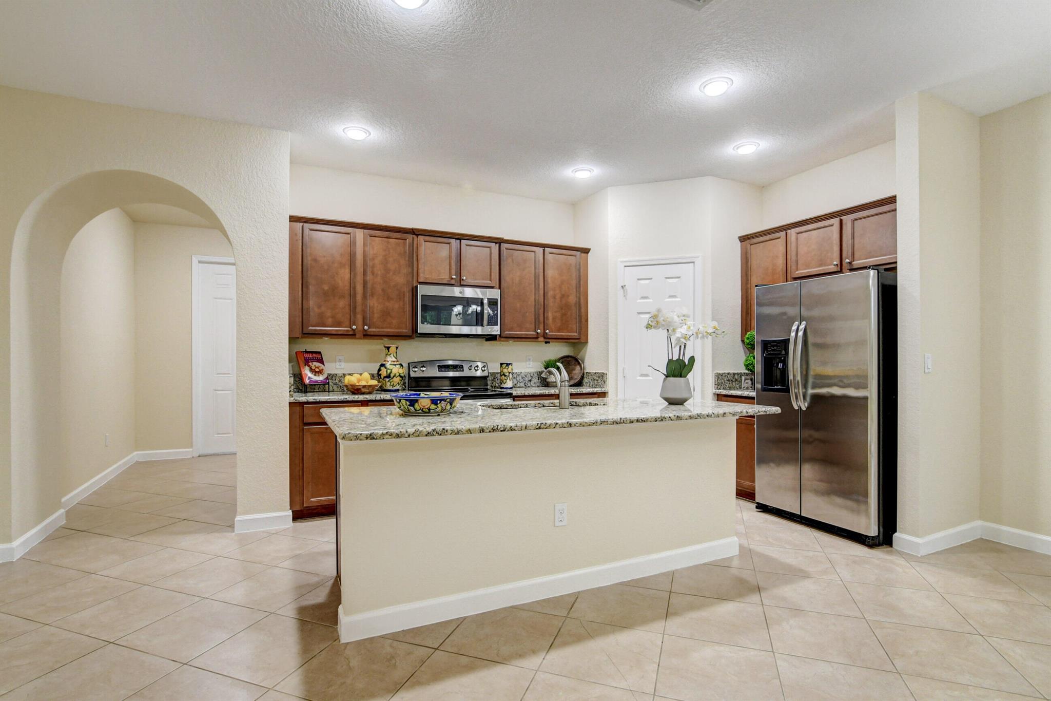 WELLINGTON PARC - Residential Lease